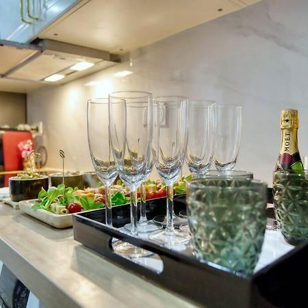 شقة Le Nid Parisien Triplex Cosy Et Chaleureux المظهر الخارجي الصورة