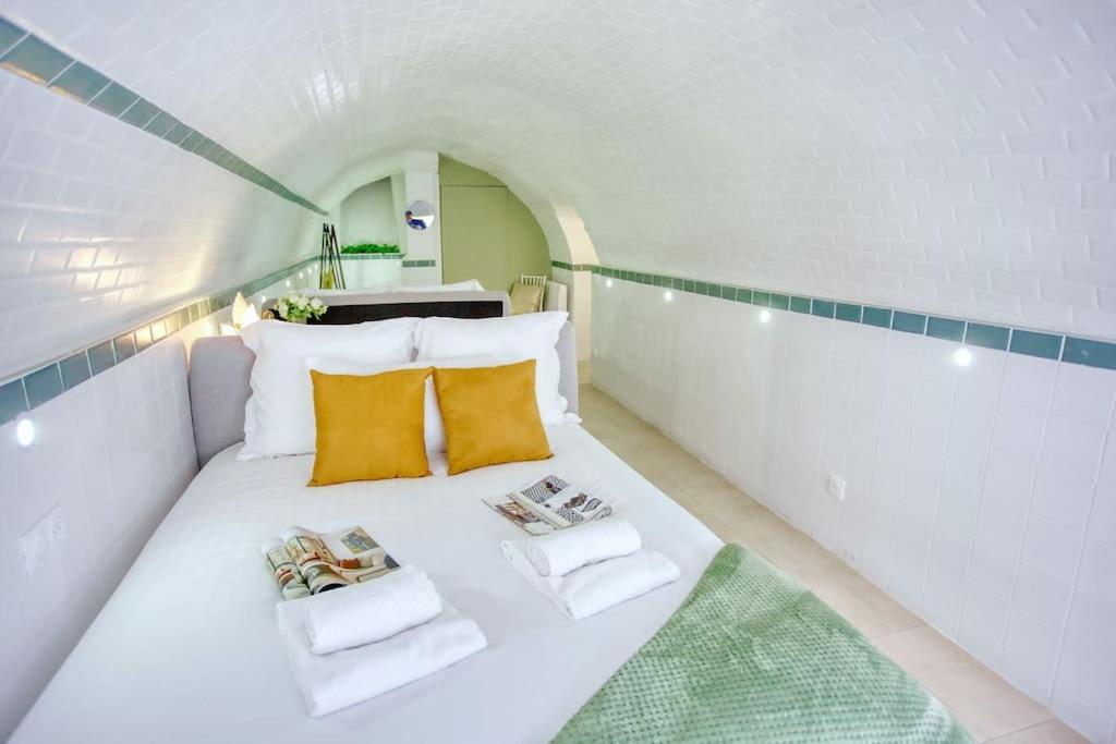 شقة Le Nid Parisien Triplex Cosy Et Chaleureux المظهر الخارجي الصورة