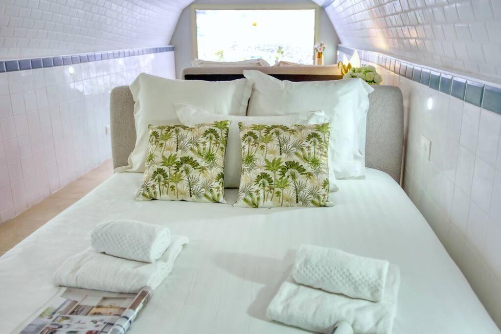 شقة Le Nid Parisien Triplex Cosy Et Chaleureux المظهر الخارجي الصورة