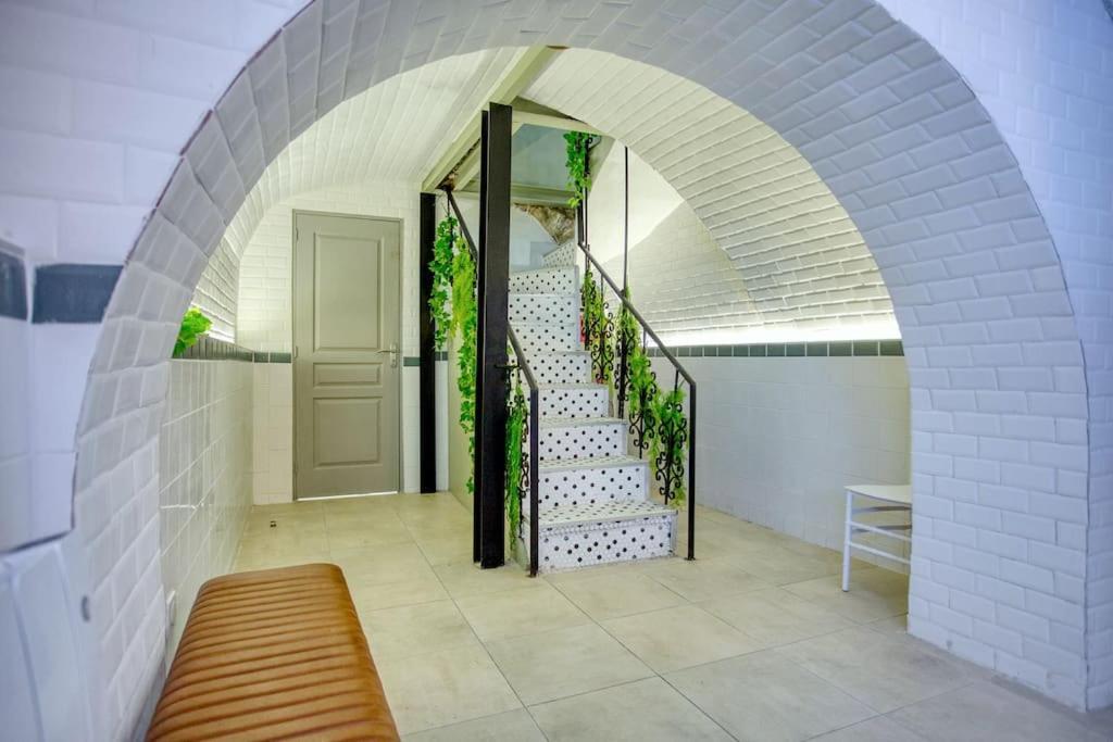 شقة Le Nid Parisien Triplex Cosy Et Chaleureux المظهر الخارجي الصورة