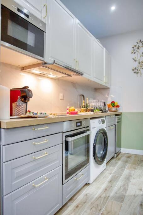 شقة Le Nid Parisien Triplex Cosy Et Chaleureux المظهر الخارجي الصورة