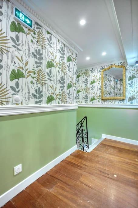 شقة Le Nid Parisien Triplex Cosy Et Chaleureux المظهر الخارجي الصورة