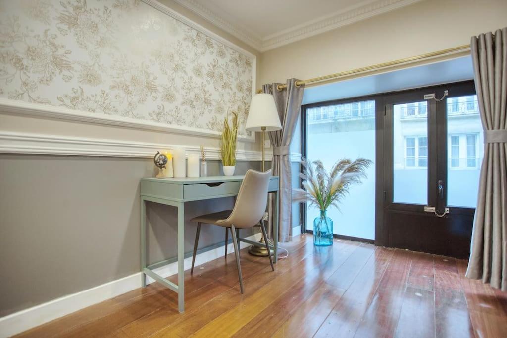 شقة Le Nid Parisien Triplex Cosy Et Chaleureux المظهر الخارجي الصورة